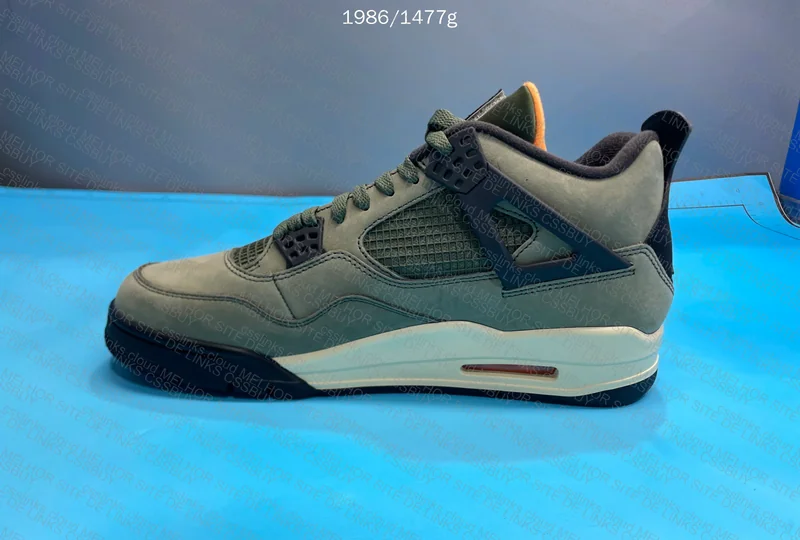 Air Jordan 4