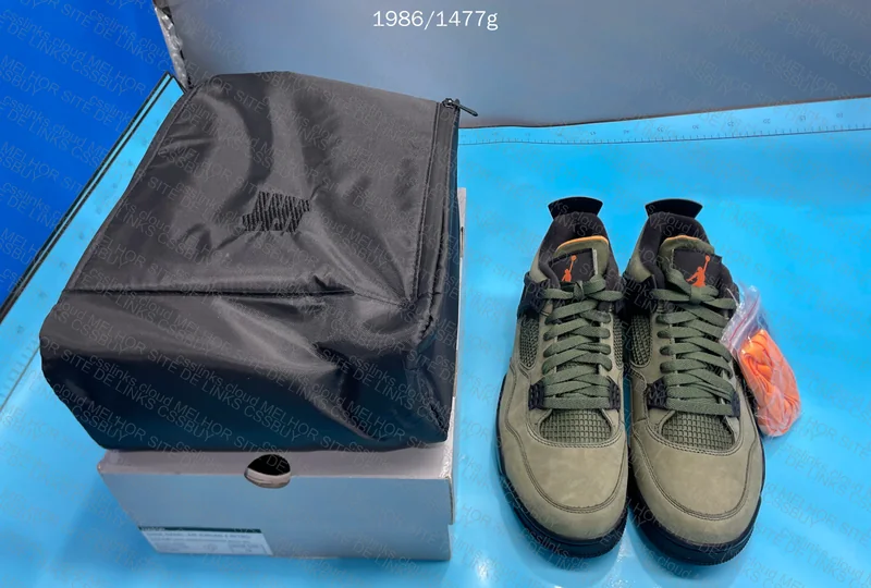 Air Jordan 4 4