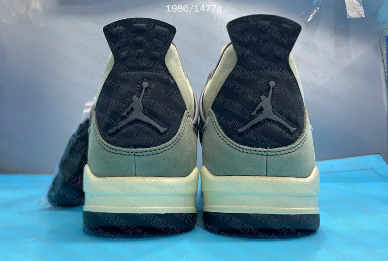 Air Jordan 4 5
