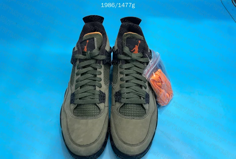Air Jordan 4 9