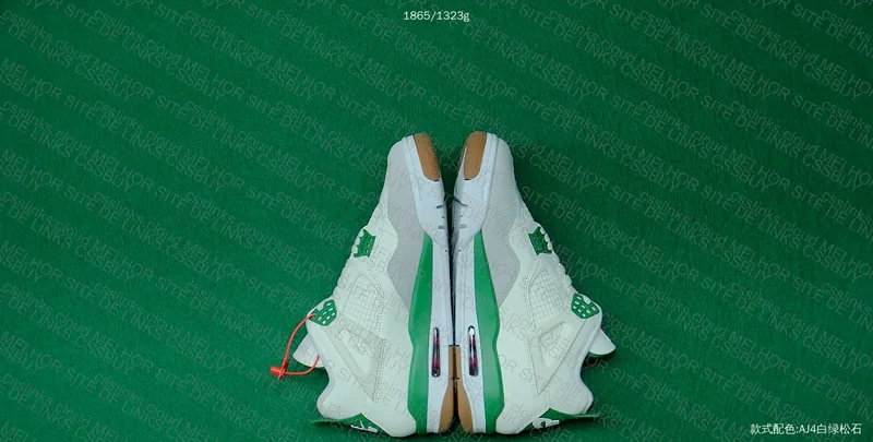 Air Jordan 4 2
