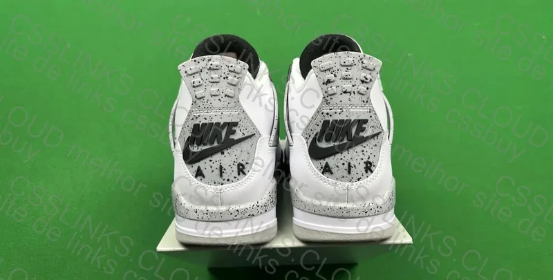 Air Jordan 4 2
