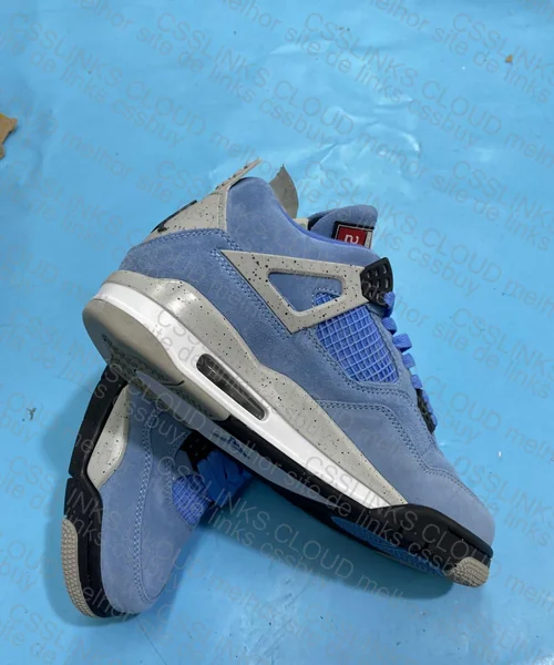 Air Jordan 4