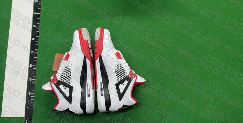Air Jordan 4 2