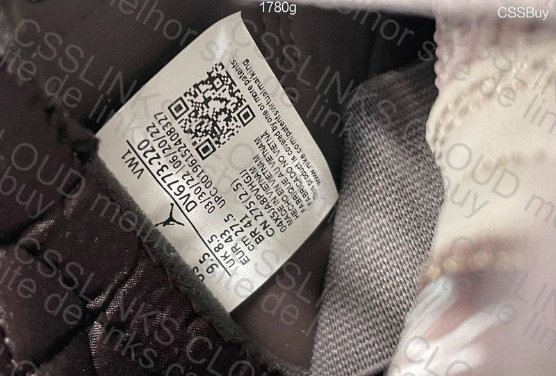 Air Jordan 4 A Ma Maniere