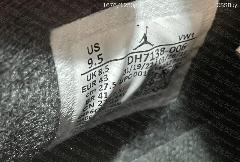 Air Jordan 4 Black Canvas 4