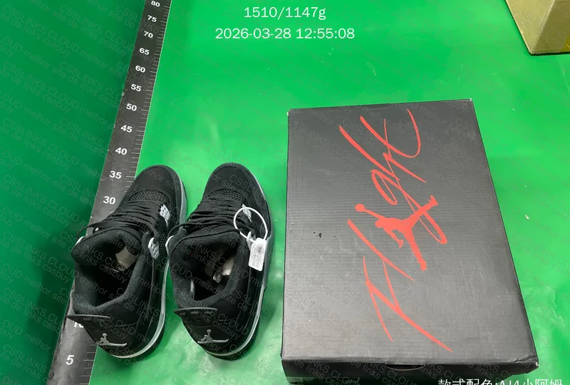 Air Jordan 4 "Black Canvas" 5
