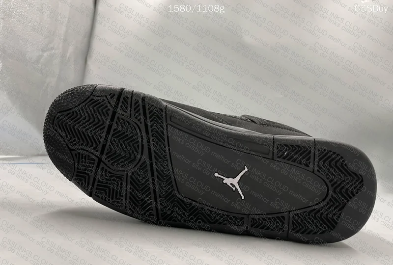 Air Jordan 4 'Black Cat' 11