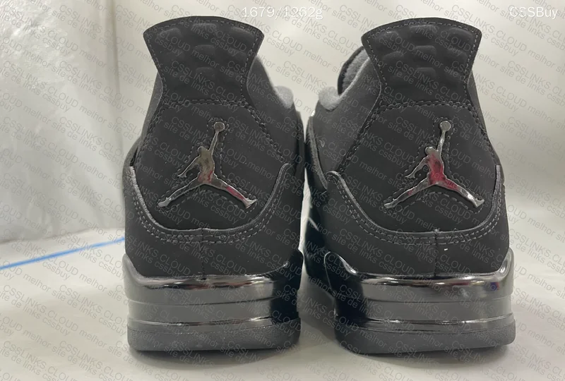 Air Jordan 4 Black Cat