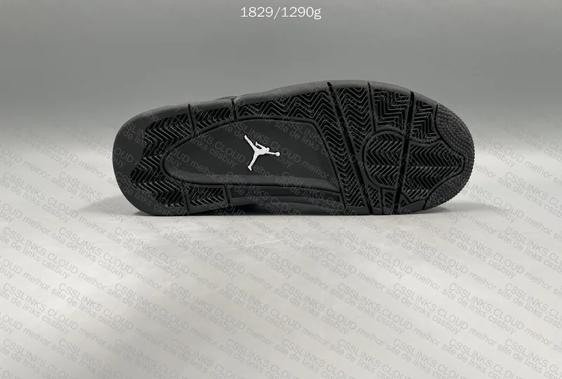 Air Jordan 4 Black Cat