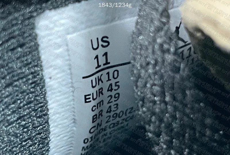 Air Jordan 4 Black Cat 7