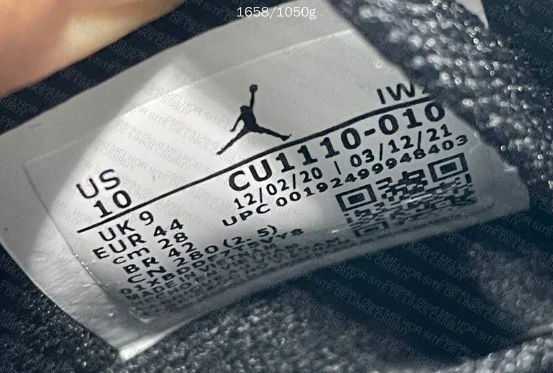 Air Jordan 4 Black Cat 6