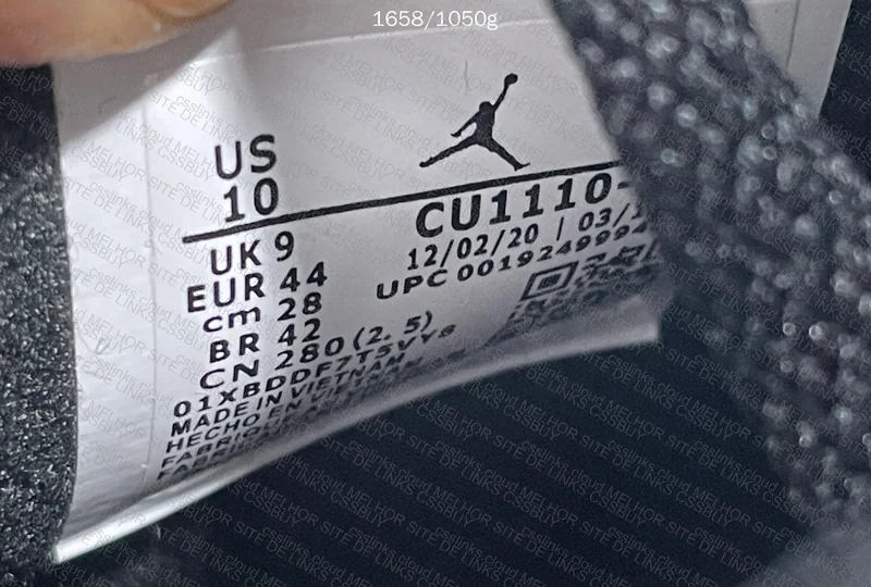 Air Jordan 4 Black Cat 8
