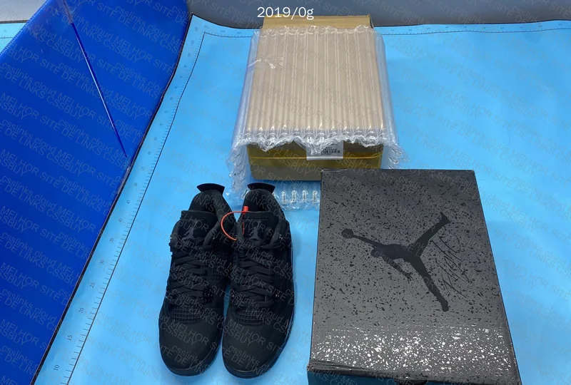 Air Jordan 4 Black Cat 8