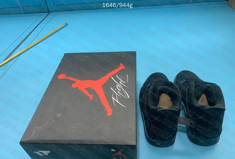 Air Jordan 4 Black Cat - New GX