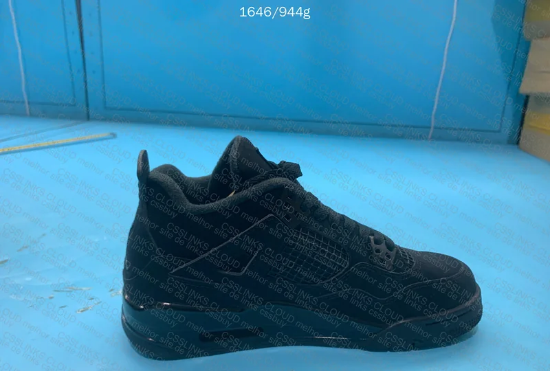Air Jordan 4 Black Cat - New GX 6