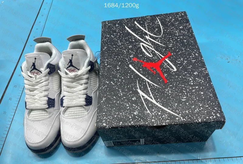 Air Jordan 4 - Blind Box (Midnight Navy) 10