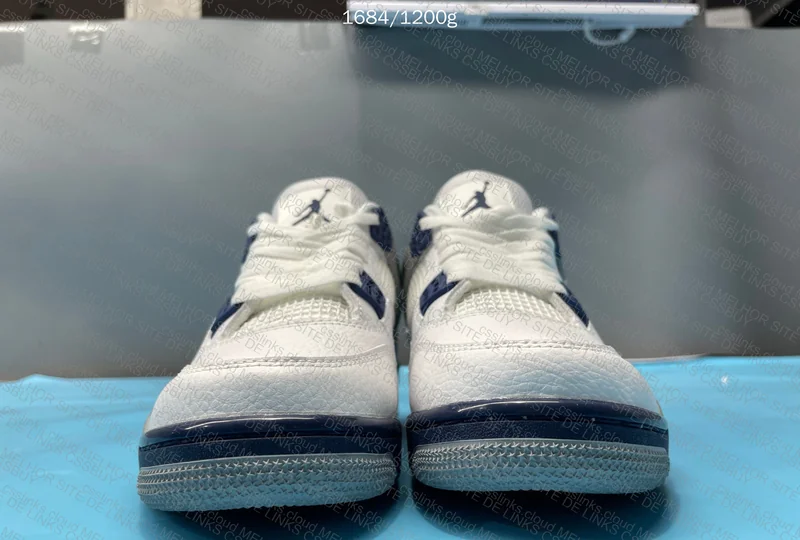 Air Jordan 4 - Blind Box (Midnight Navy) 3