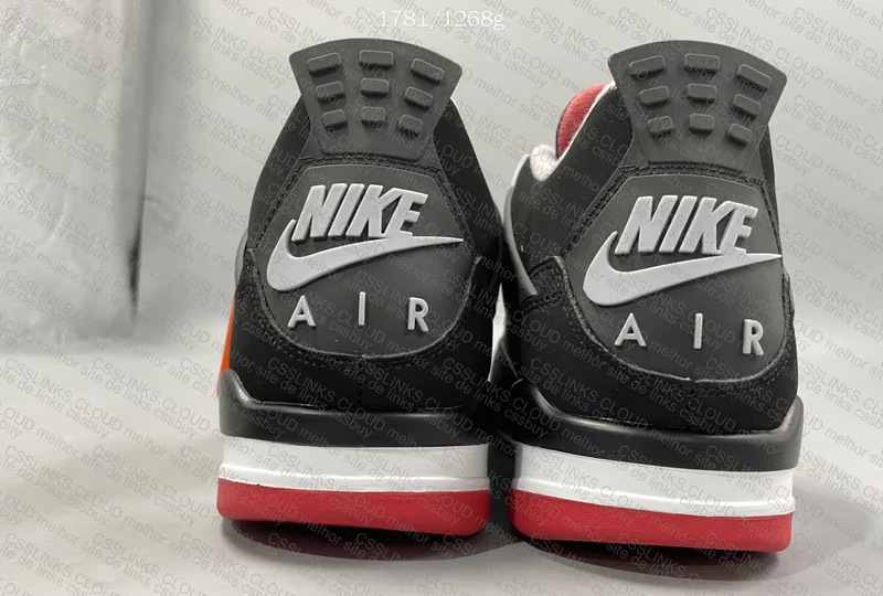 Air Jordan 4 Bred 3
