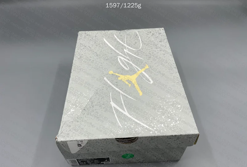 Air Jordan 4 Craft 4