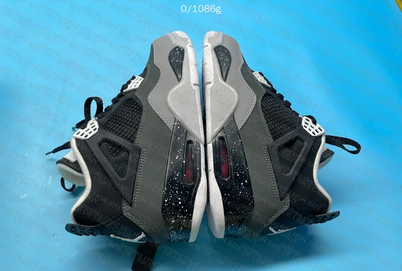Air Jordan 4 Fear 4