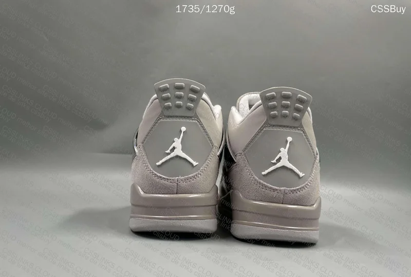Air Jordan 4 Frozen Moments 2