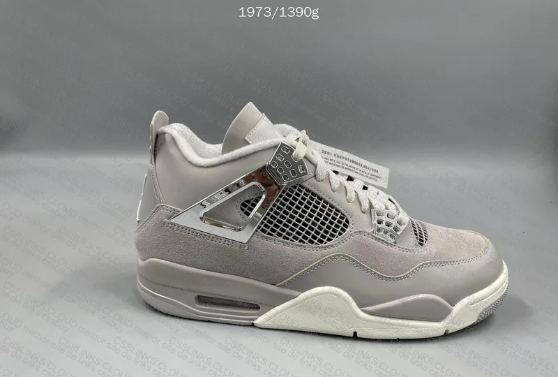 Air Jordan 4 Frozen Moments 4