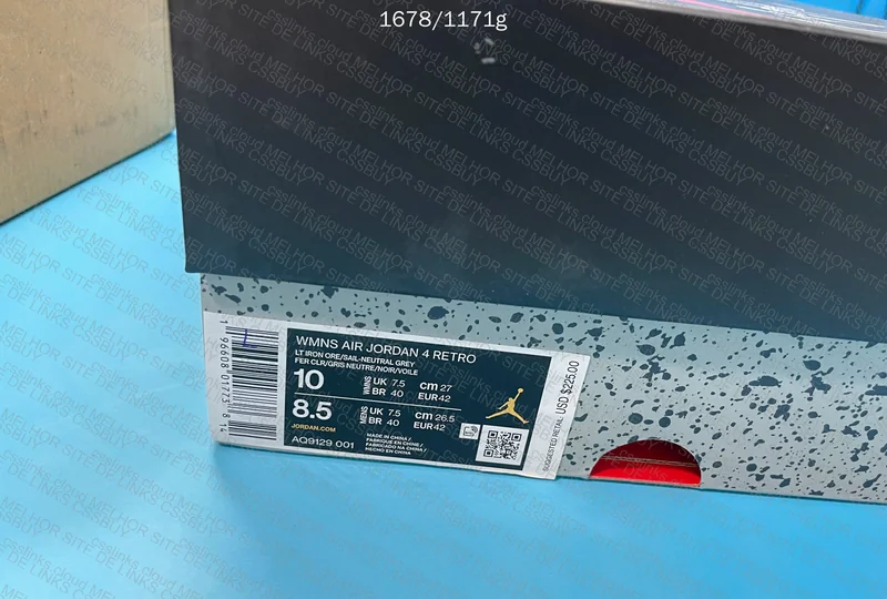 Air Jordan 4 Frozen Moments 8