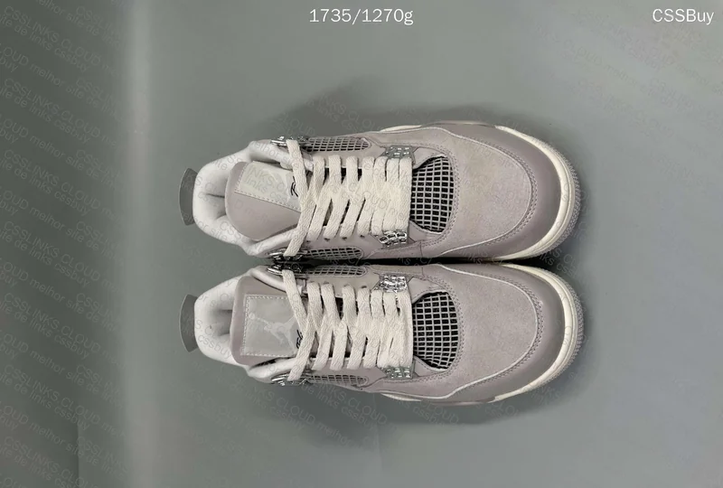 Air Jordan 4 - Frozen Moments (if regret killed)