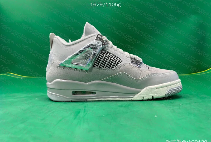 Air Jordan 4 Frozen Yolo 4