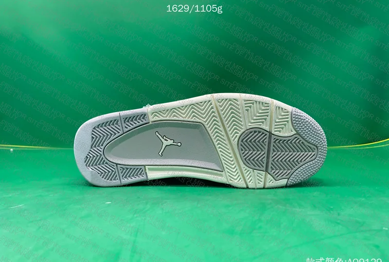 Air Jordan 4 Frozen Yolo 7