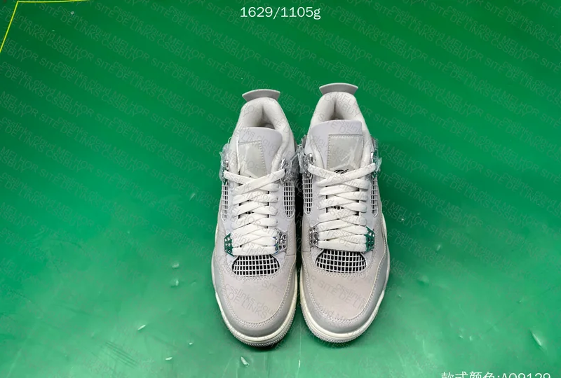 Air Jordan 4 Frozen Yolo 8