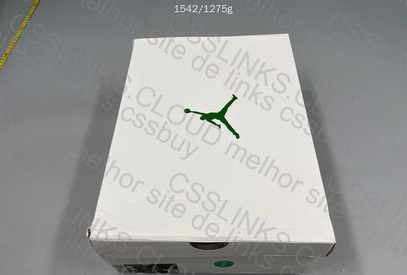 Air Jordan 4 Green Metallic