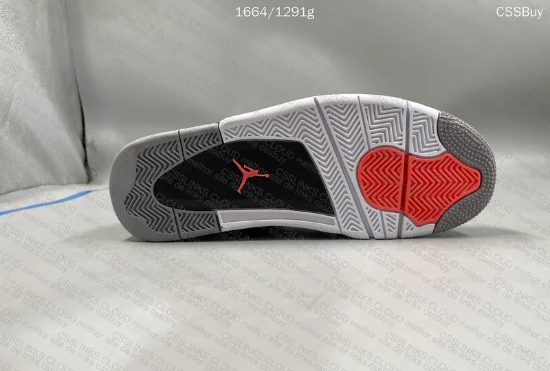 Air Jordan 4 Infrared 4