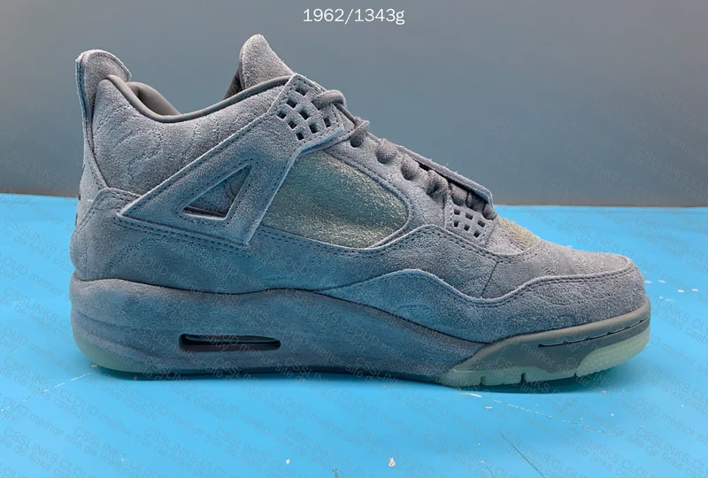 Air Jordan 4 KAWS 10