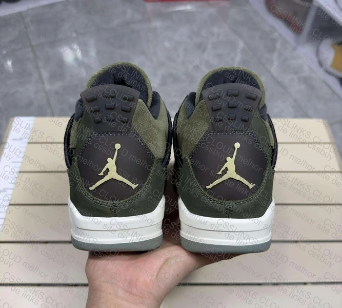 Air Jordan 4 Medium Olive 4