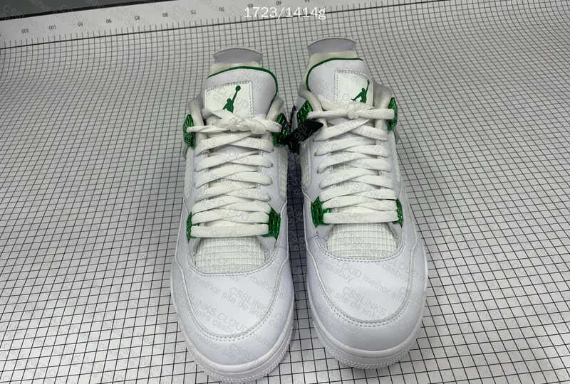 Air Jordan 4 Metallic Green