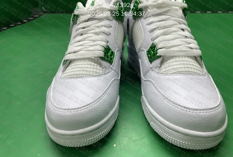 Air Jordan 4 Metallic Green 3