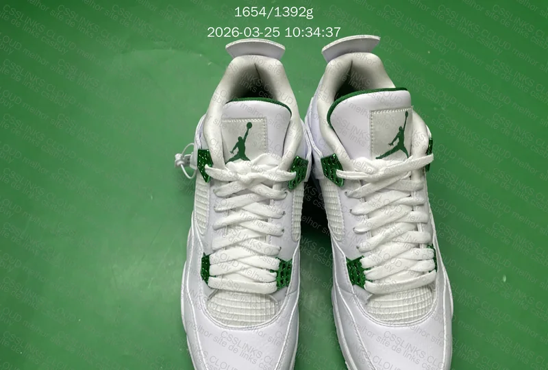 Air Jordan 4 Metallic Green 4
