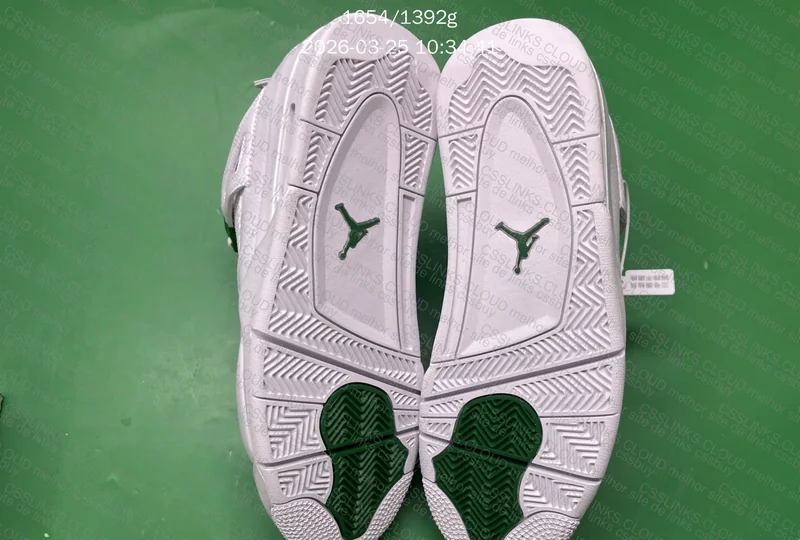 Air Jordan 4 Metallic Green 7