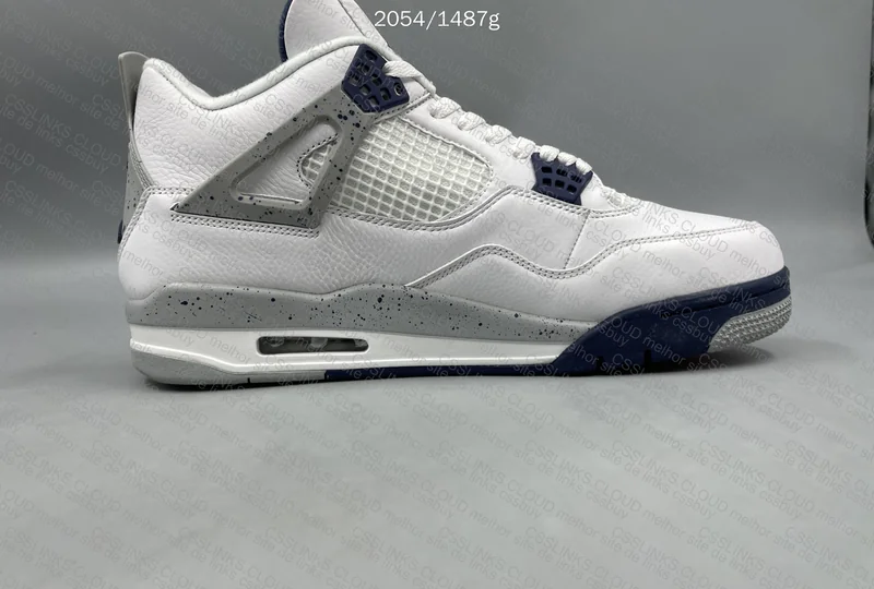 Air Jordan 4 Midnight Navy 7