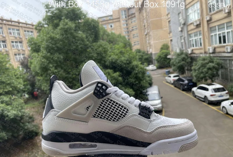 Air Jordan 4 Military 5