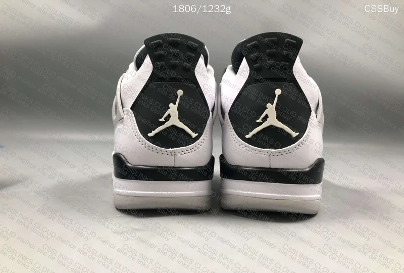 Air Jordan 4 Military Black 4