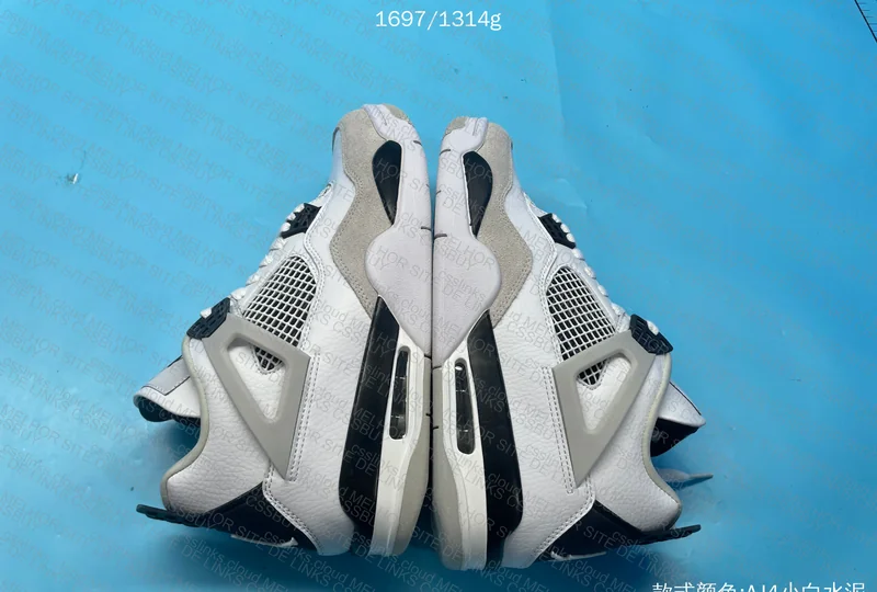 Air Jordan 4 Military Black 8
