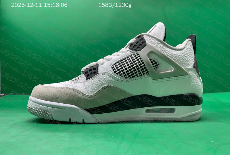 Air Jordan 4 Military Black