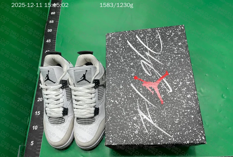 Air Jordan 4 Military Black 2