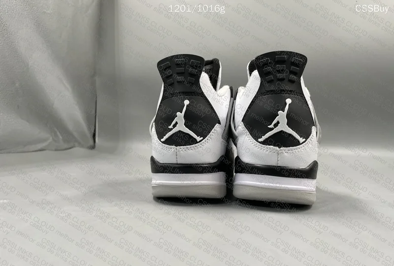 Air Jordan 4 Military Black from 110y 3