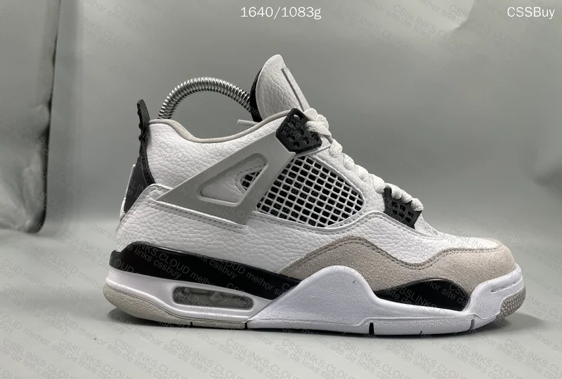 Air Jordan 4 Military Black Size: 42 Price: ¥270.00 Batch kx/kz