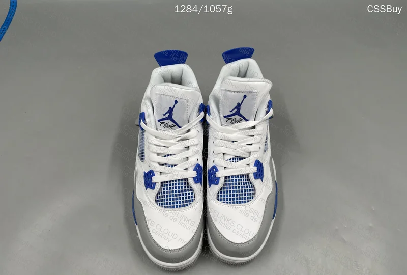 Air Jordan 4 Military Blue