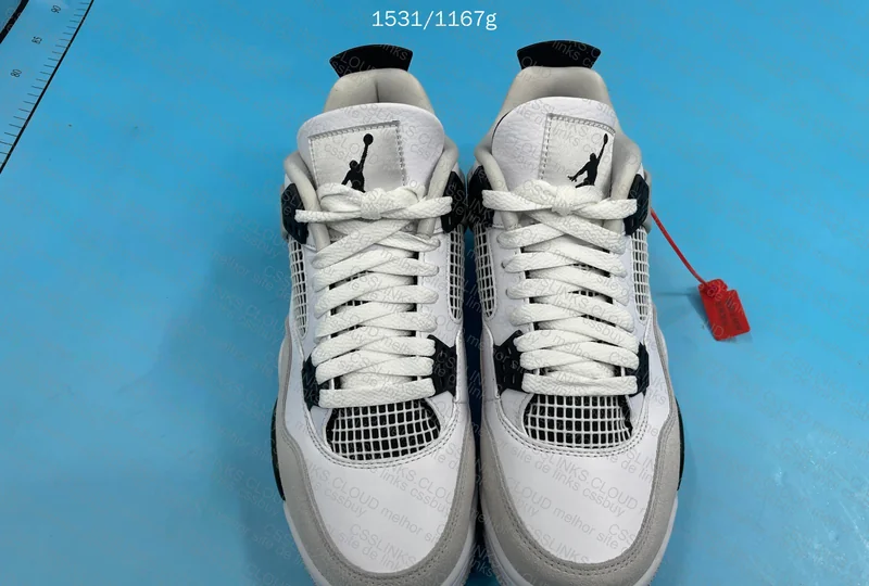 Air Jordan 4 Military Black GX - GL???